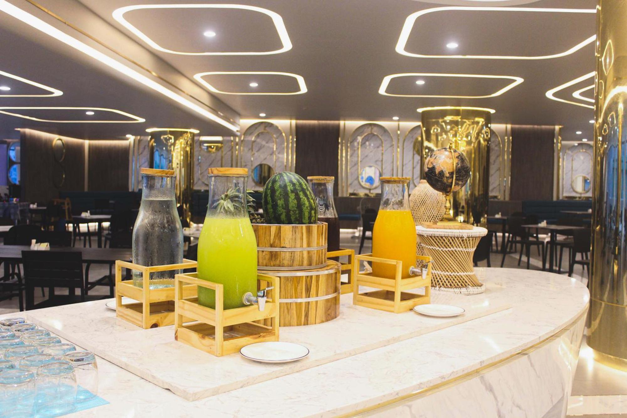 Wyndham La Vita Rawai Phuket Dış mekan fotoğraf