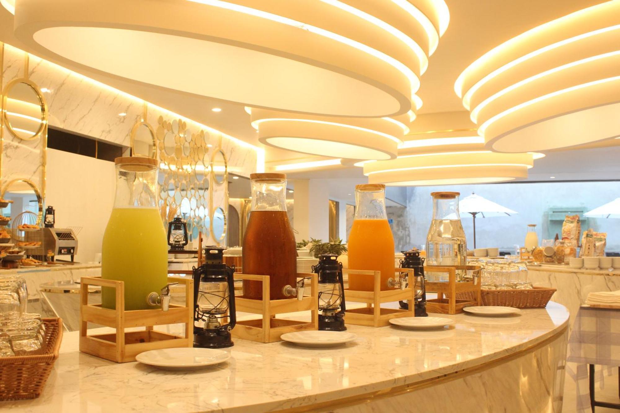 Wyndham La Vita Rawai Phuket Dış mekan fotoğraf